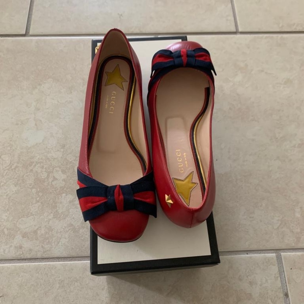 Gucci flat